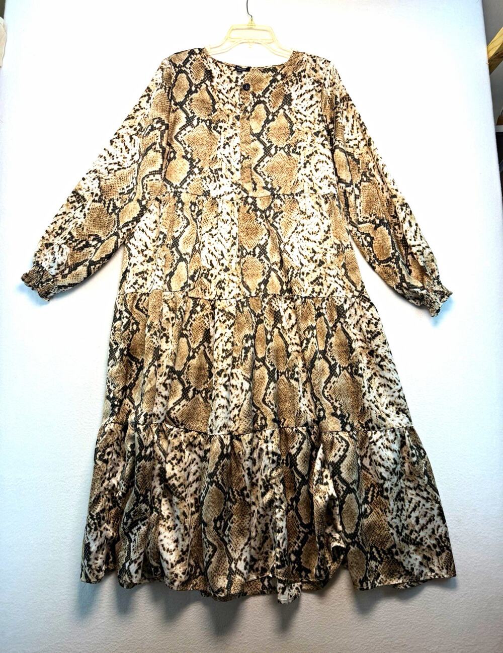 Episode Brown Animal Print Tiered Button Front Long Sleeve midi Dress L peasant
